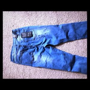 Ripped Stretchy Jeans